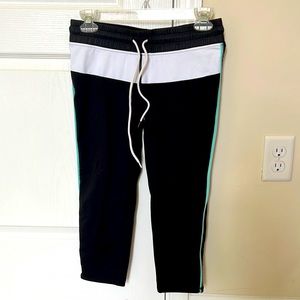 Womens capris